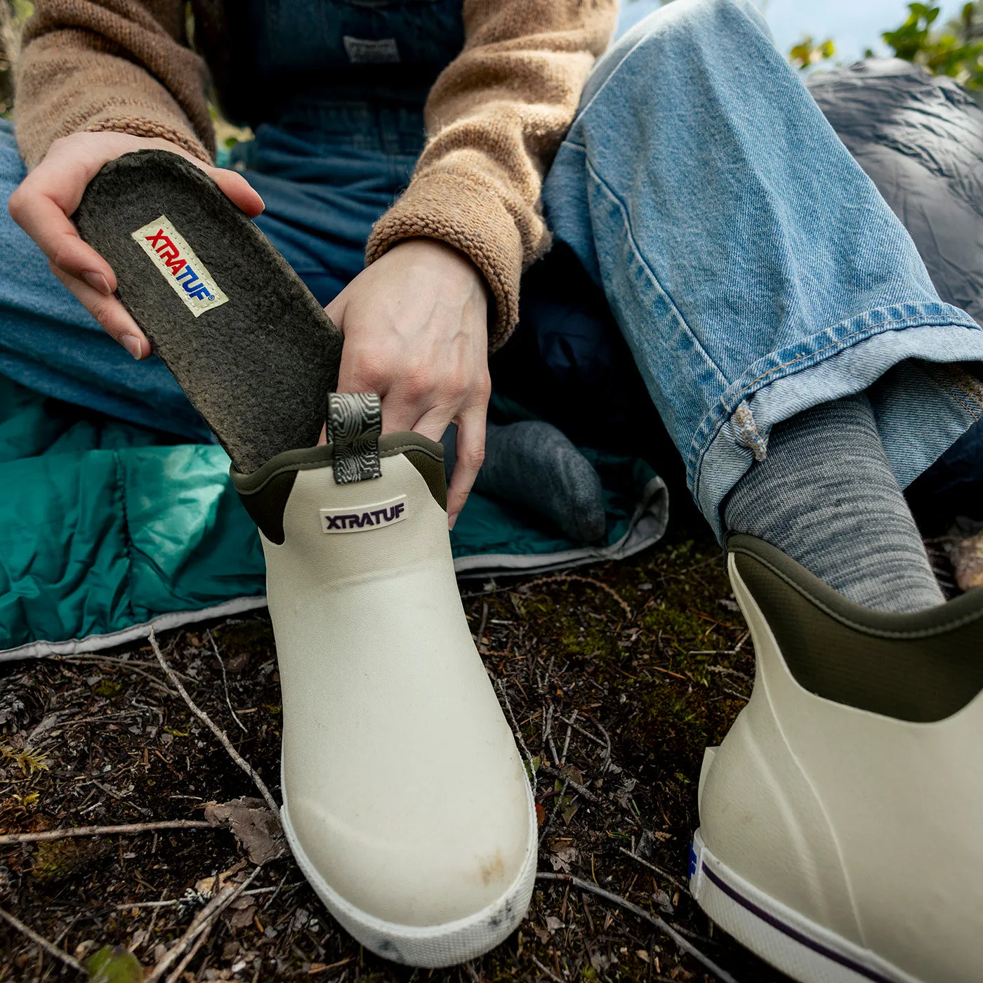 Women's Camp Fleece Lined 6 in Ankle Deck Boot Stain Resistant Finish Padded Interior Rainy Day Commuter