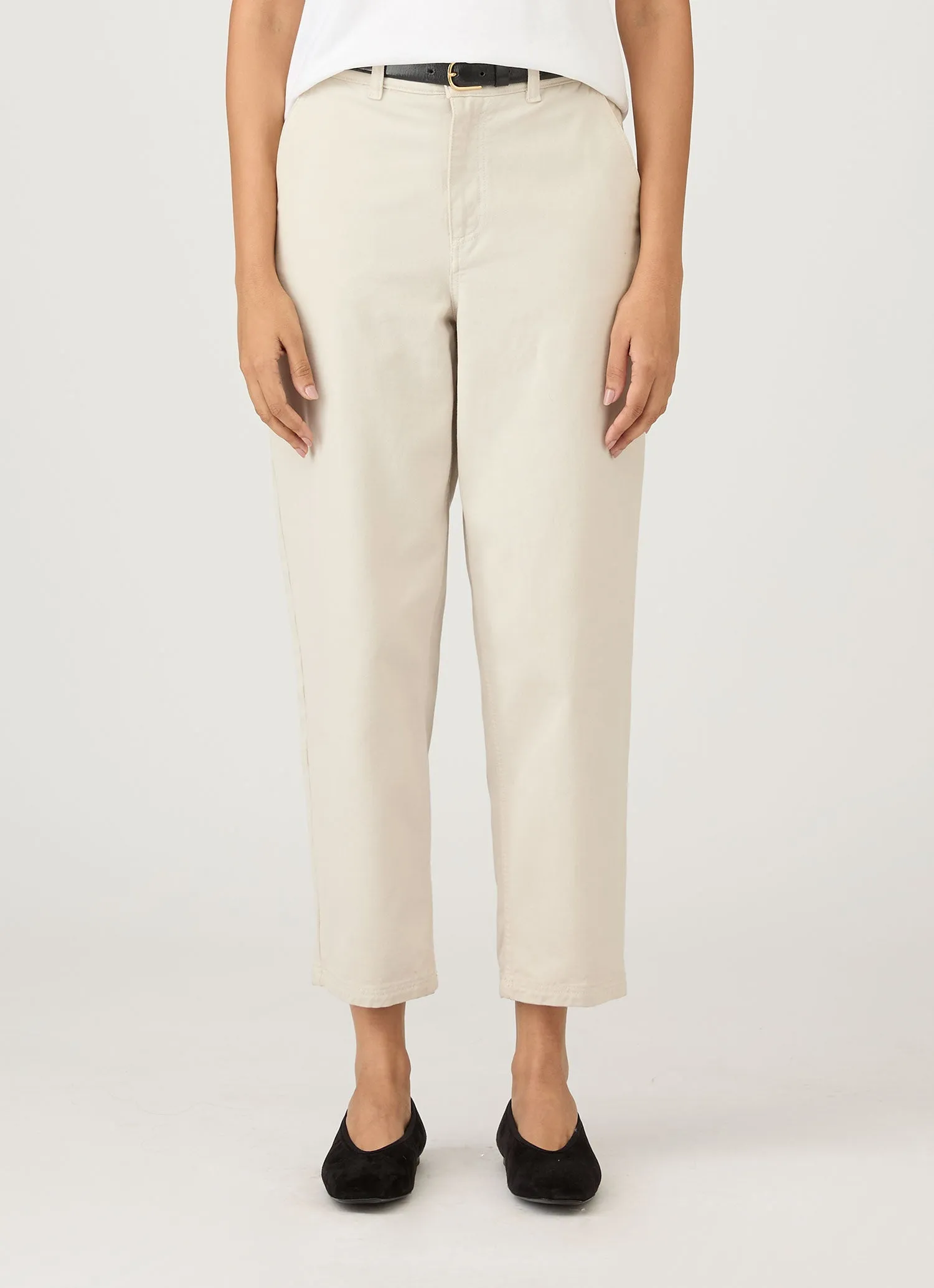 Eco Friendly Material Women's Cotton Tapered Trouser in Chalk