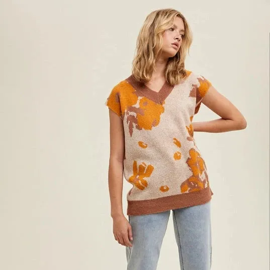 Light Cover WideRibbed Texture Women's Floral Watercolor Jacquard Sweater Vest in Taupe Clay