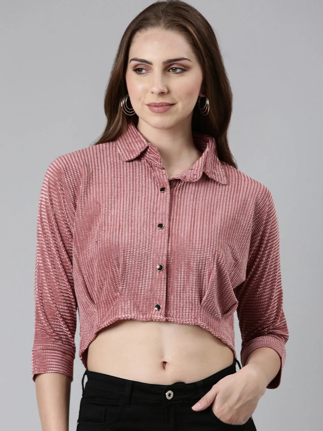 Sporty Look Wear Women's Mauve Self Design Shirt Style Crop Top
