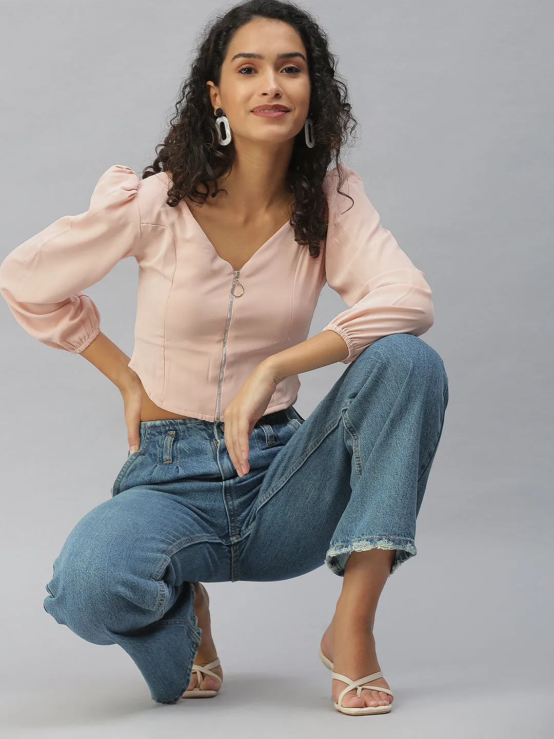 Women's Peach V-Neck Crepe Crop Top Light Comfort