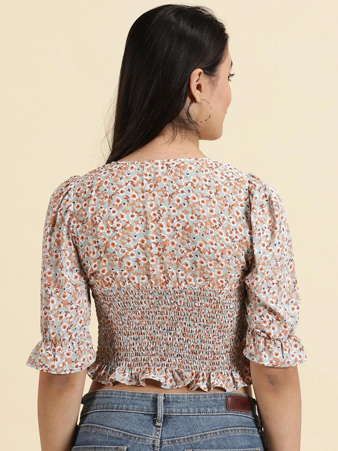 Essential Style Wear Outdoor Smart Women's Sea Green Floral Printed Smocked Crop Top