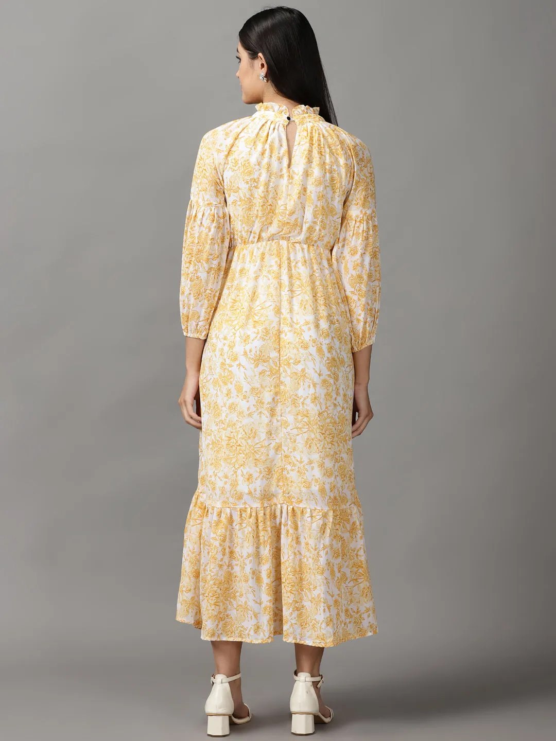 Women's White Floral Printed Fit and Flare Maxi Dress Trend-Inspired Sophisticated Vibe