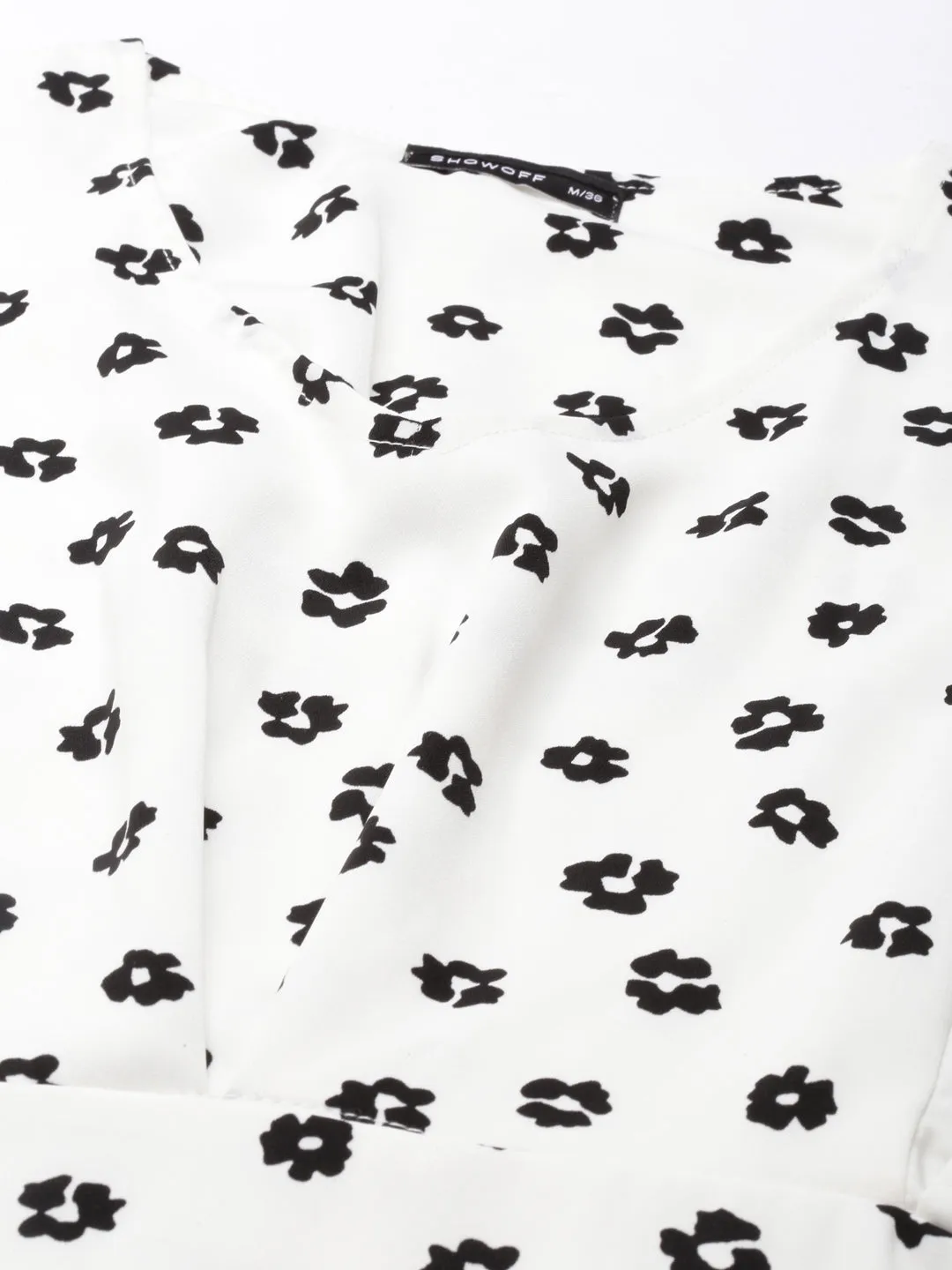 Chic Comfort Look Romantic date dress Women's White Geometric Printed V-Neck Flared Sleeves Cotton A-Line Dress