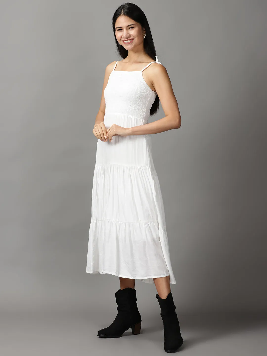 Women's White Solid Fit and Flare Dress Balloon-Sleeve Easy Movement