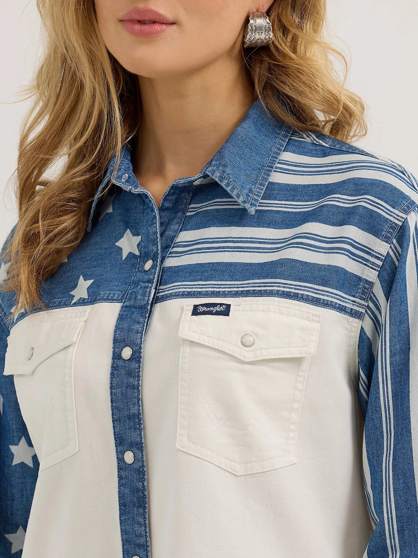 Wrangler Retro Women's Boyfriend Pieced Denim Western Snap Shirt in Stars N Stripes Sporty Active Wear NonIrritatingTags