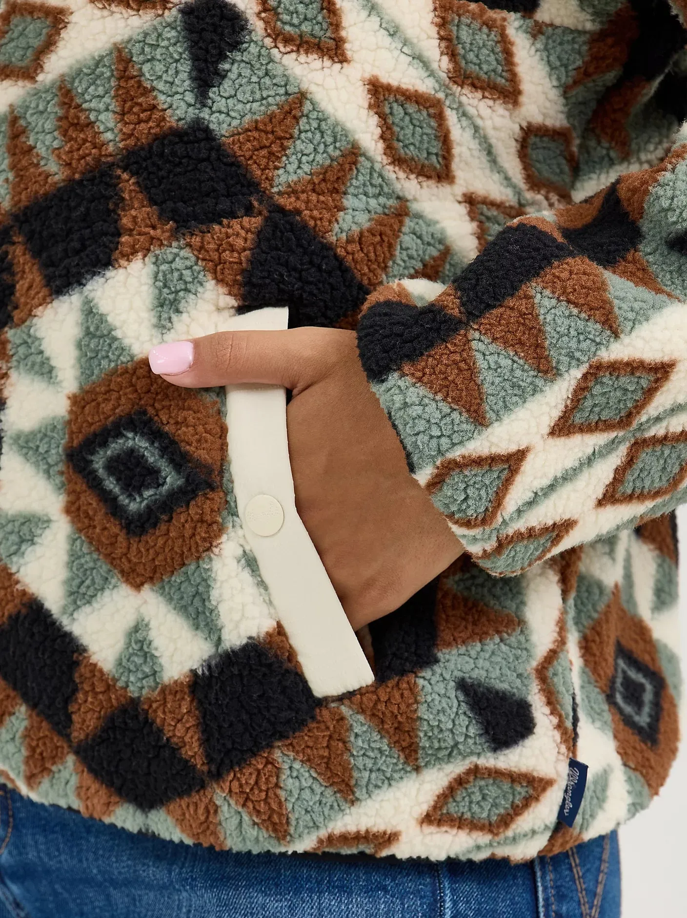 Wrangler Retro Women's Half Snap Sherpa Pullover in Green Sheer Fit