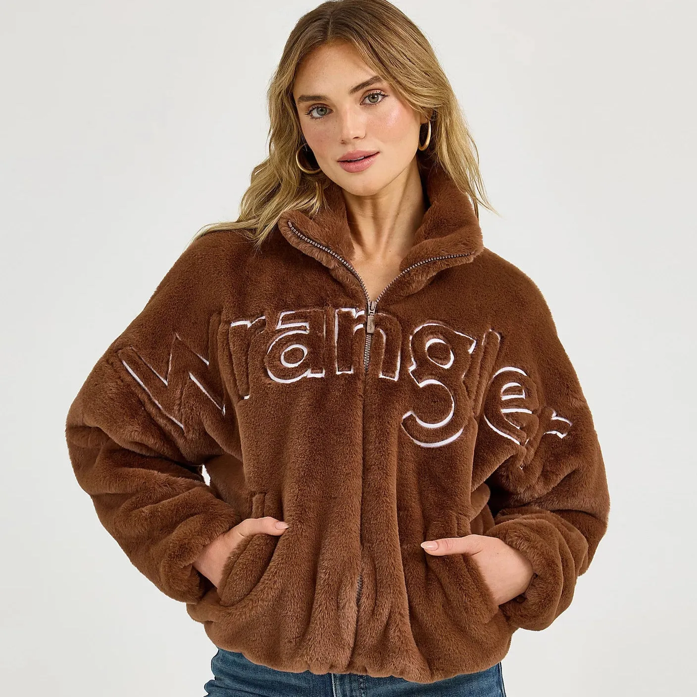 Wrangler Retro Women's Logo Fuzzy Zip Jacket in Teddy Brown Classic Urban Wear Multi Pocket Utility
