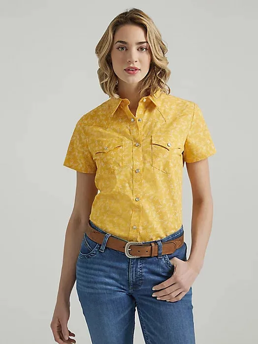 Flatlock stitching Denim combination Wrangler Women's Essential S/S Western Snap Shirt in Floral Yellow