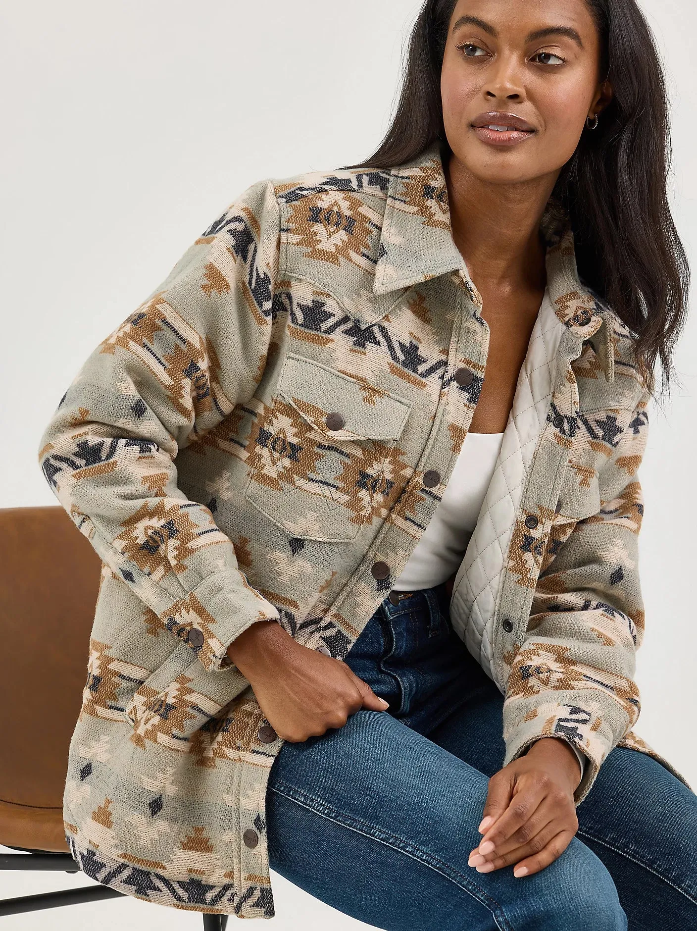 Elastic hem Wrangler Women's Quilt Lined Jacquard Shacket in Pale Green