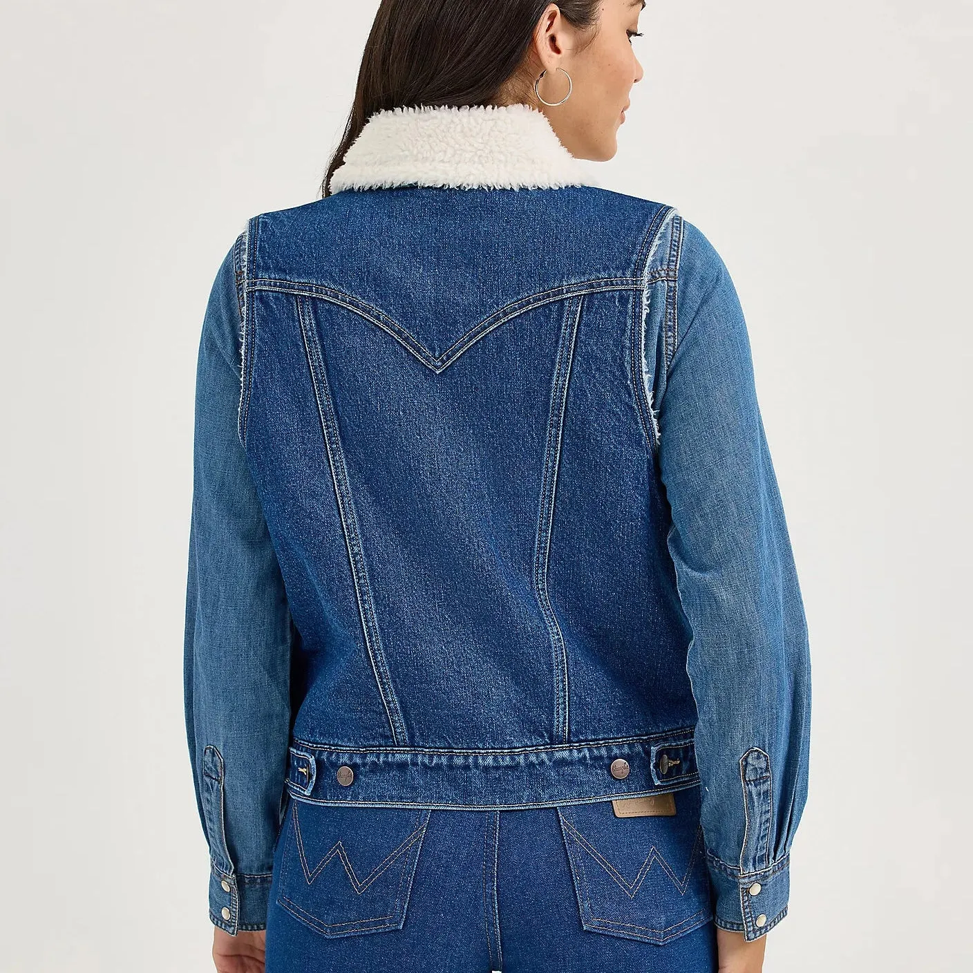 AntiStaticFinish Wrangler Women's Sherpa Lined Denim Vest in Mid