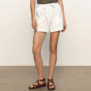 Sophisticated Style Activewear Clothing Flower Field Short (Bleached White)